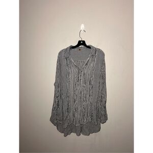 Free People stripped blouse size medium C31-19